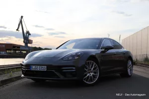 Porsche Panamera Turbo S Test – Business meets Performance 