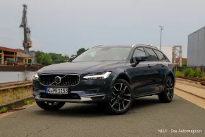 Volvo V90 Cross Country – Genuss auf allen Wegen