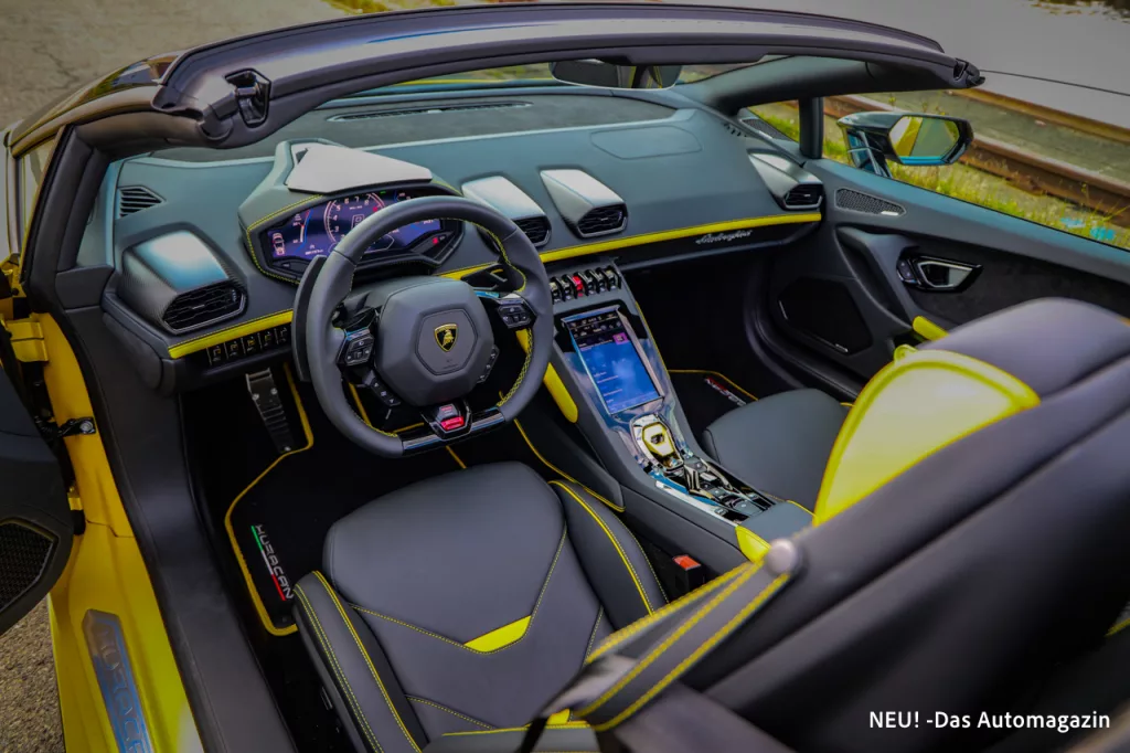 Lamborghini Huracán Evo Innenraum