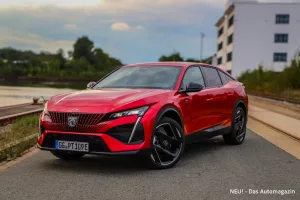 Peugeot 408 PHEV – Das coole Crossover-SUV