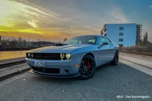 Dodge Challenger R/T Shaker Test – Shake it off