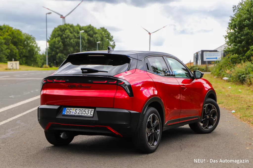 Alfa Romeo Junior Elettrica Heck