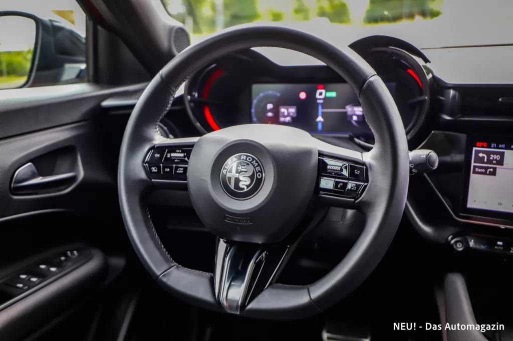 Alfa Romeo Junior Elettrica Lenkrad