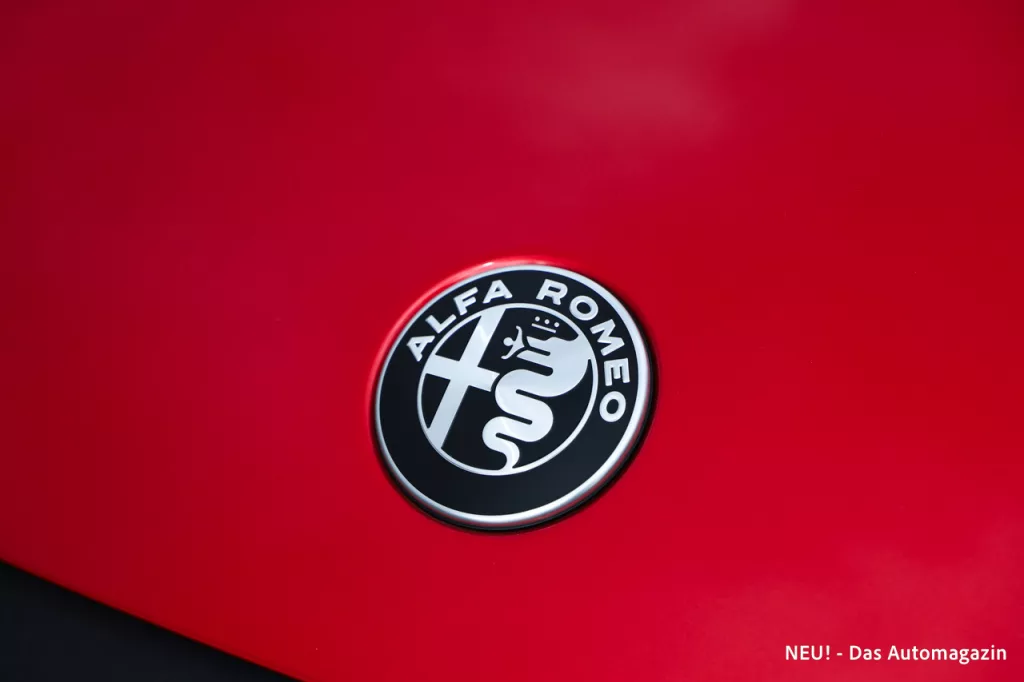 Alfa Romeo Logo 2025