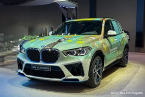 IAA 2025: BMW iX5 Hydrogen – Emissionsfrei dampfend in die Zukunft