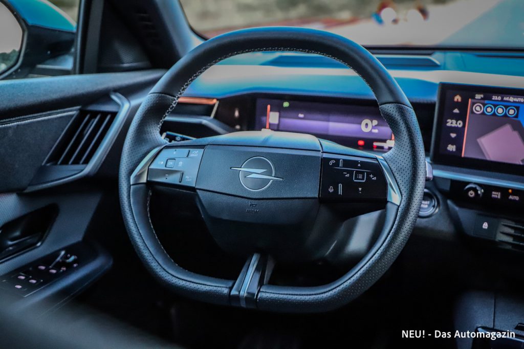 Opel Grandland Hybrid Lenkrad