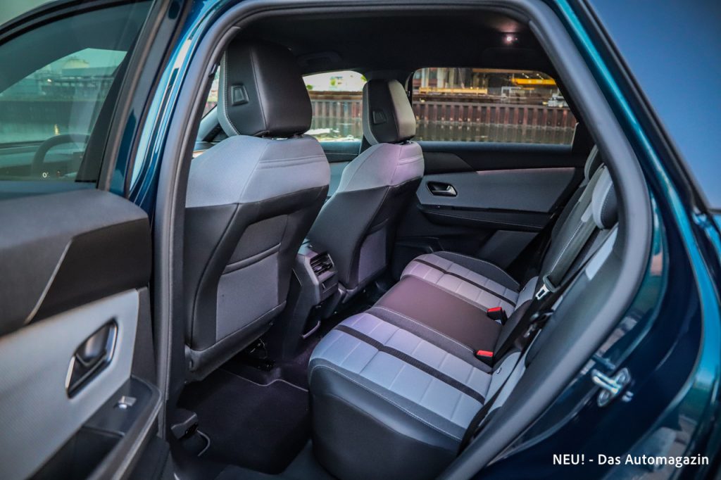 Opel Grandland Hybrid Fond