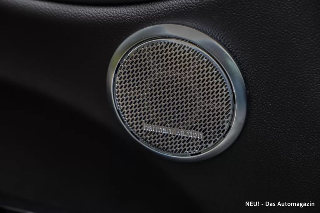 Alfa Romeo Super Sport Harman Kardon