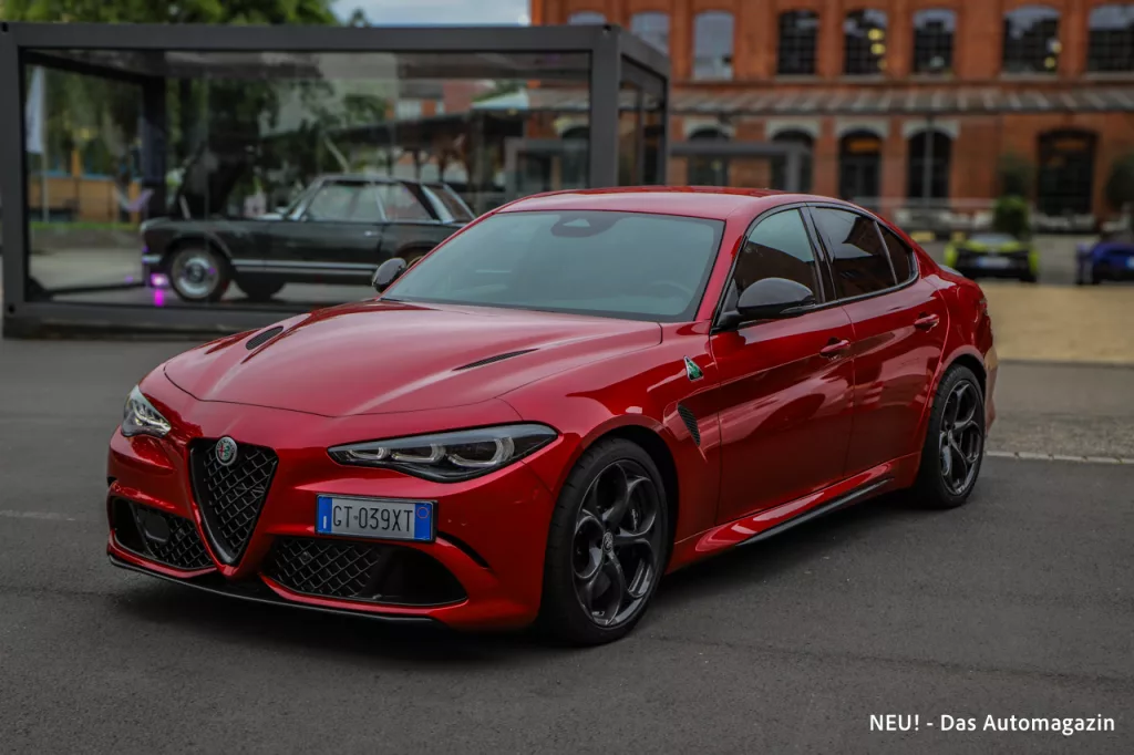 Alfa Romeo Super Sport Giulia Rosso