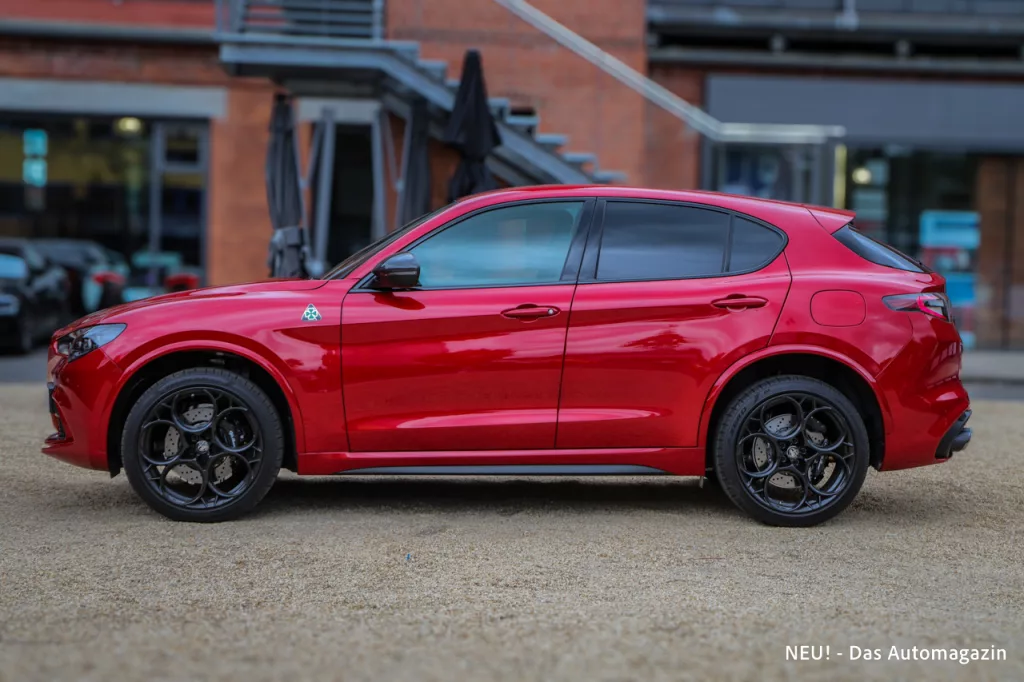 Alfa Romeo Super Sport Stelvio Seite