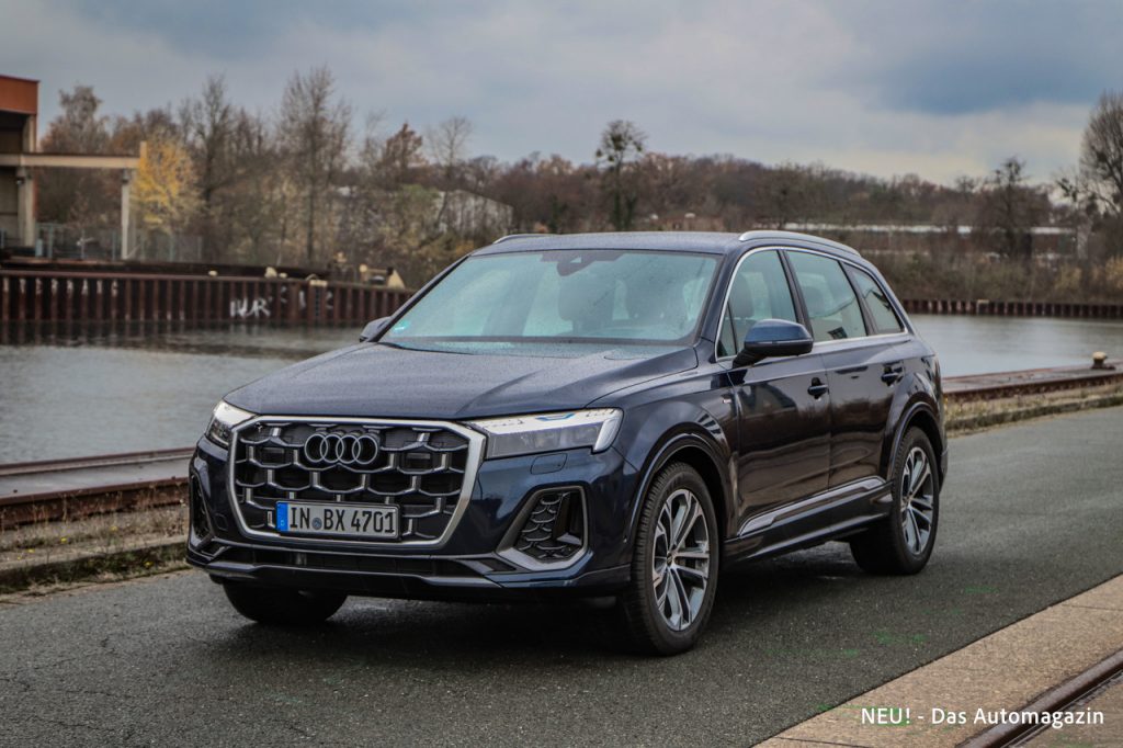 Audi Q7 2025 schräg vorne