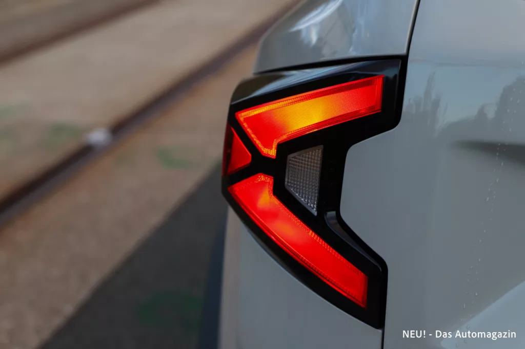 Dacia Duster 4x4 Heckleuchte