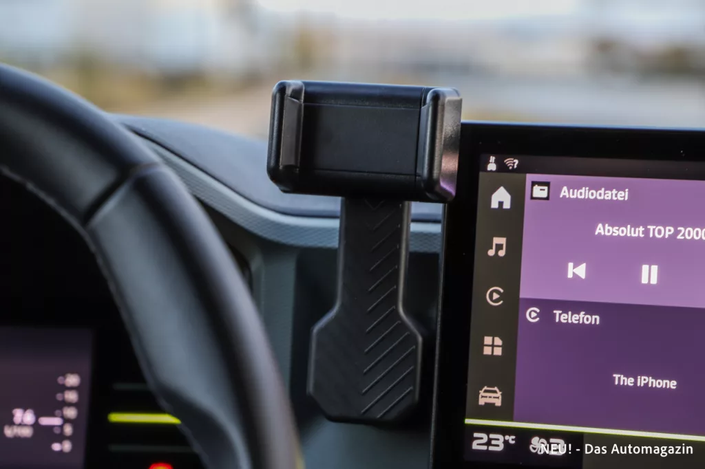 Dacia Duster Smartphone-Halterung