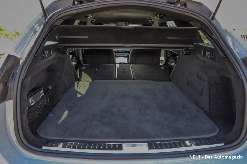 Mercedes-Benz E450d 4Matic T-Modell Laderaum