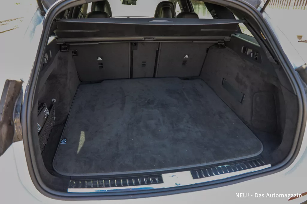 Mercedes-Benz E450d 4Matic T-Modell Kofferraum