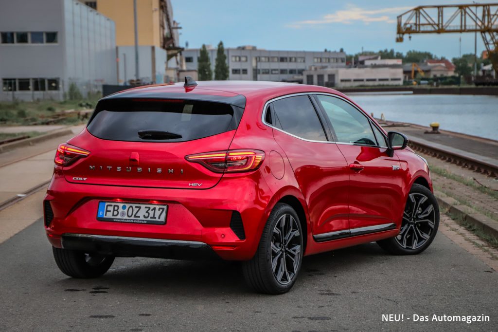 Mitsubishi Colt Hybrid schräg hinten