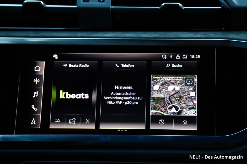 Audi RS Q3 Sportback Infotainment