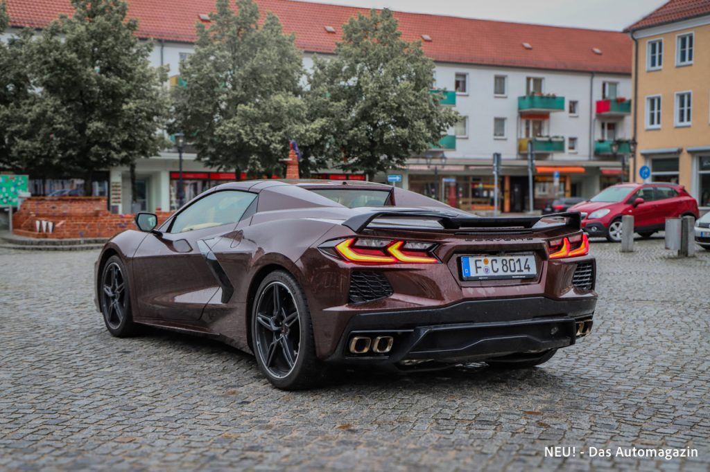 Corvette C8 Stingray Cabrio rear