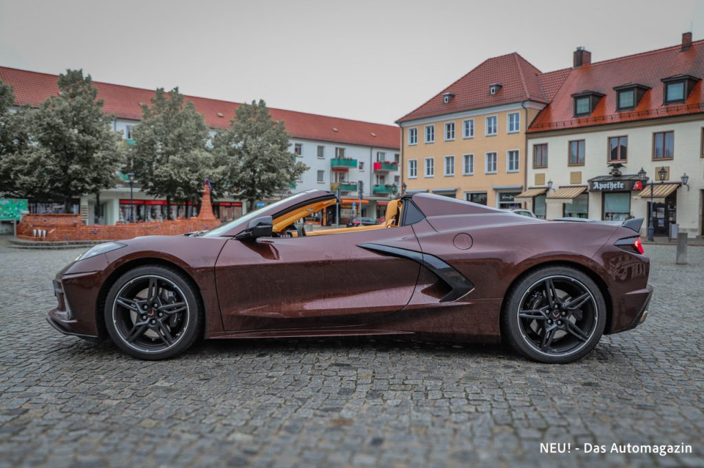 Corvette C8 Stingray Cabrio Seite