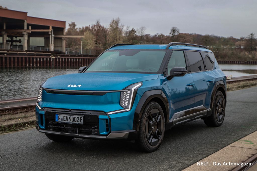 Kia EV9 2026 schräg vorne