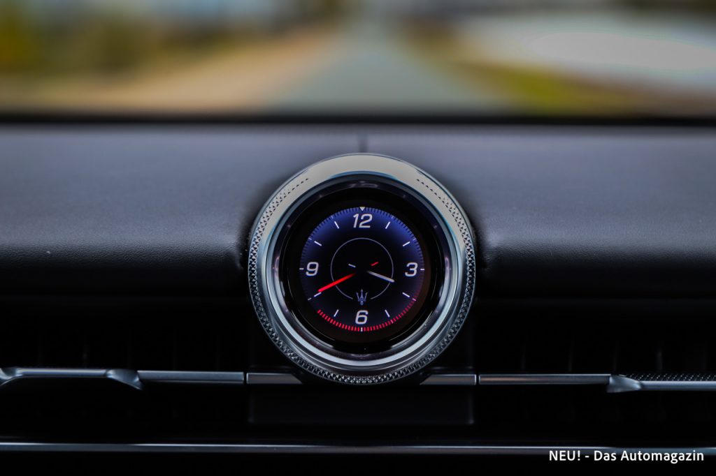 Maserati Grecale Trofeo Uhr