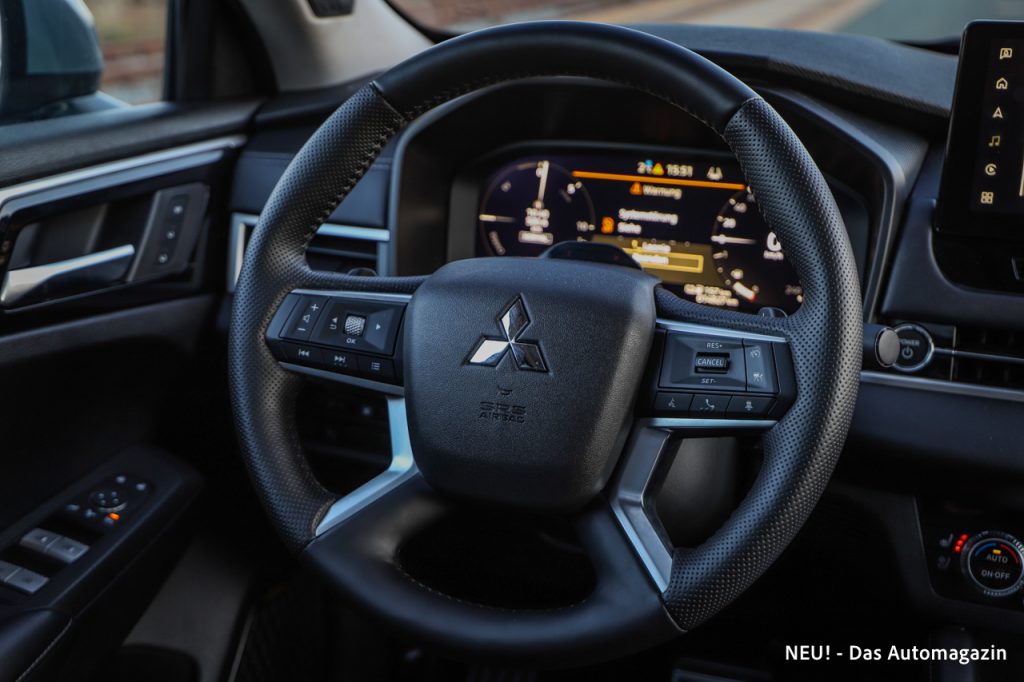 Mitsubishi Outlander 2025 Lenkrad