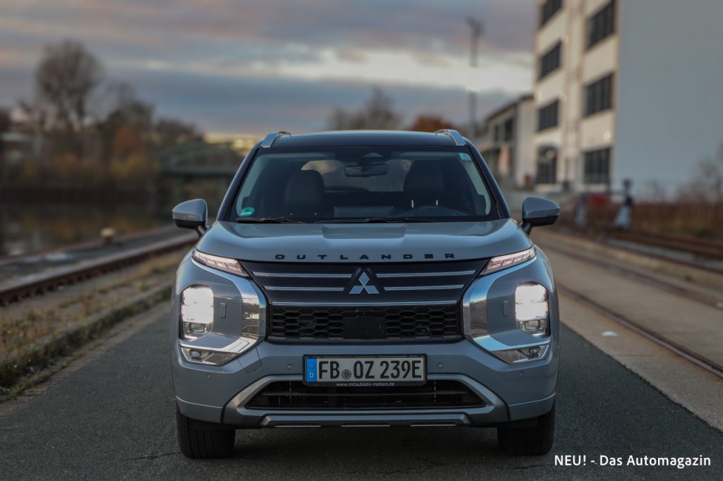 Mitsubishi Outlander 2025 Front