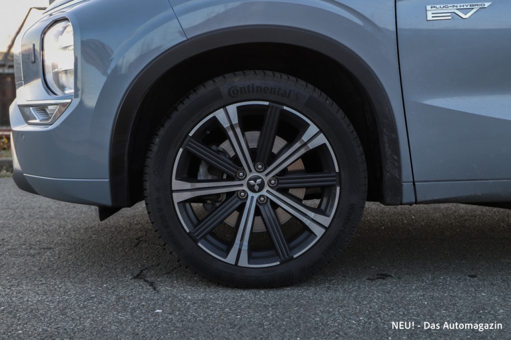 Mitsubishi Outlander 2025 Rad