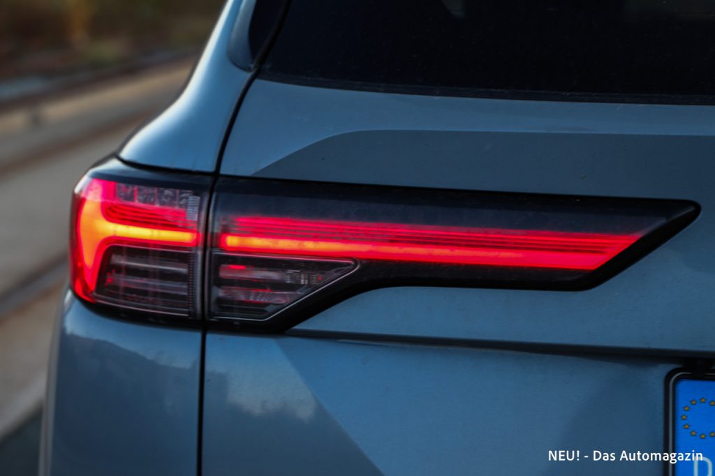 Mitsubishi Outlander 2025 Heckleuchte