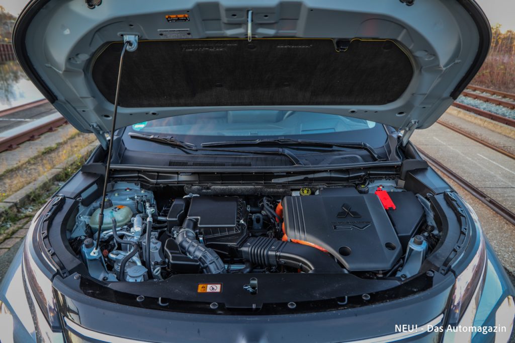 Mitsubishi Outlander 2025 Motor