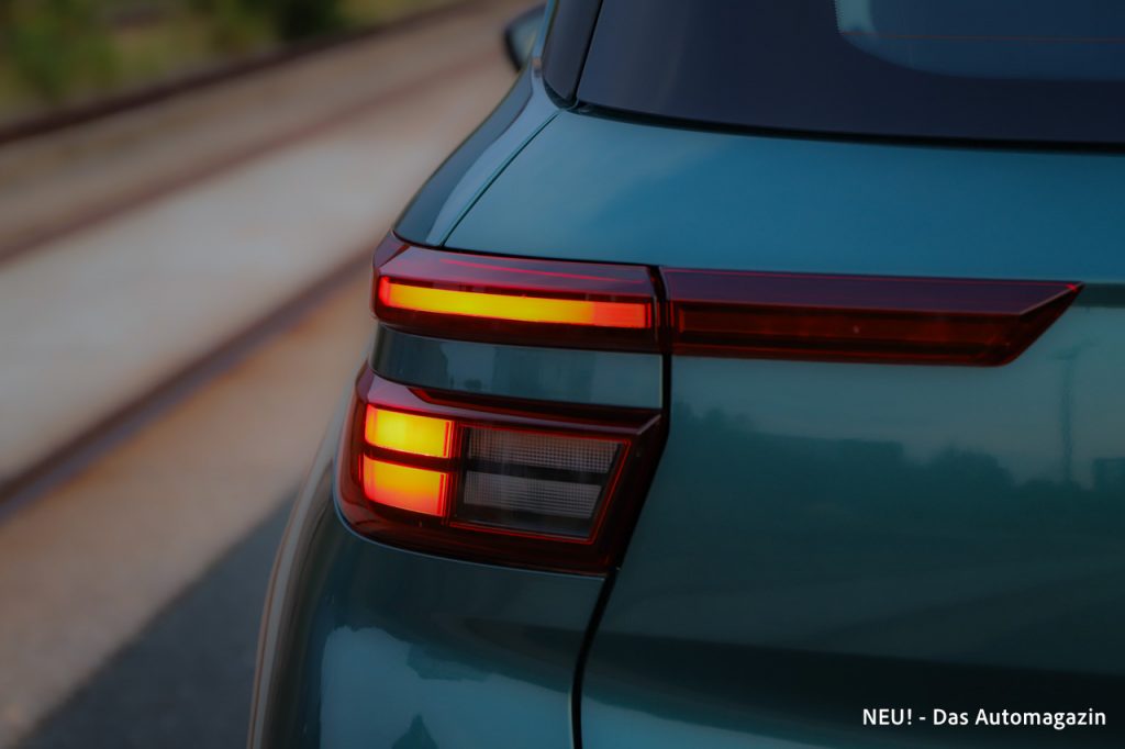 Opel Frontera Hybrid Heckleuchte