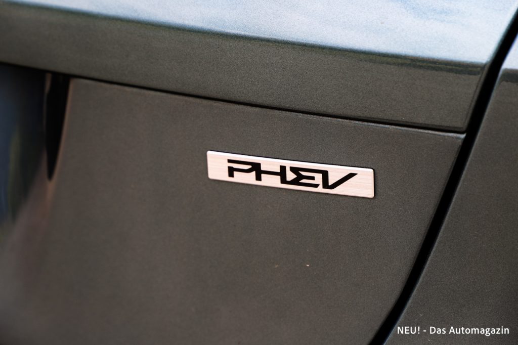 PHEV-Schriftzug am Kia XCeed