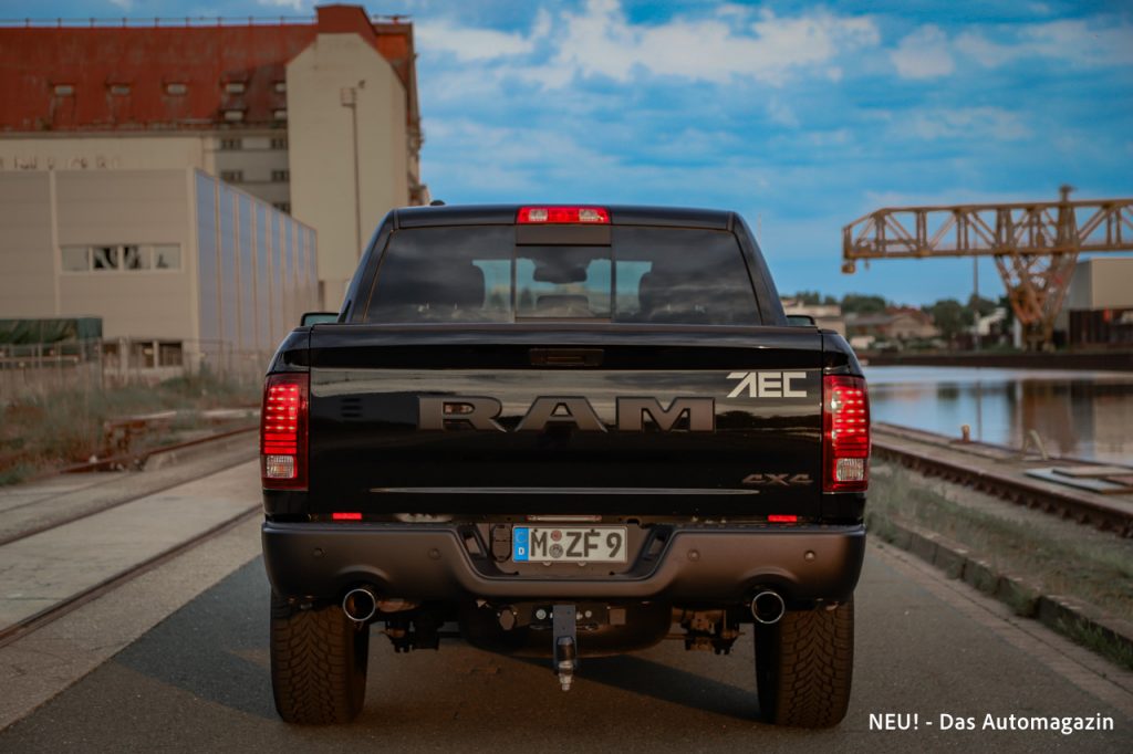 RAM 1500 Classic Heck