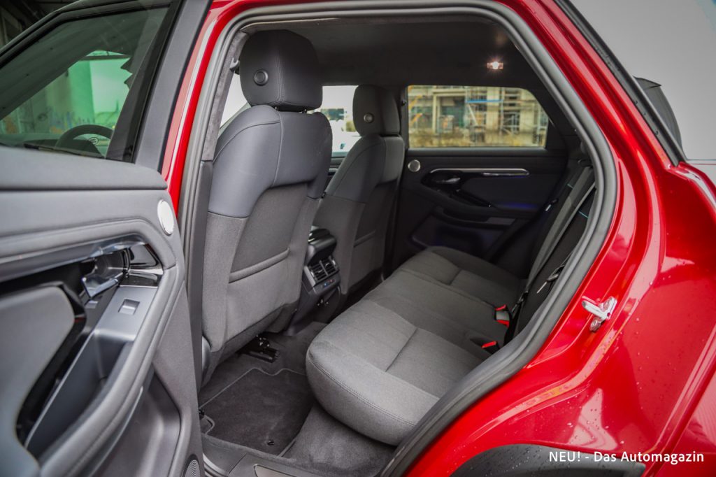 Range Rover Evoque P300e Fond