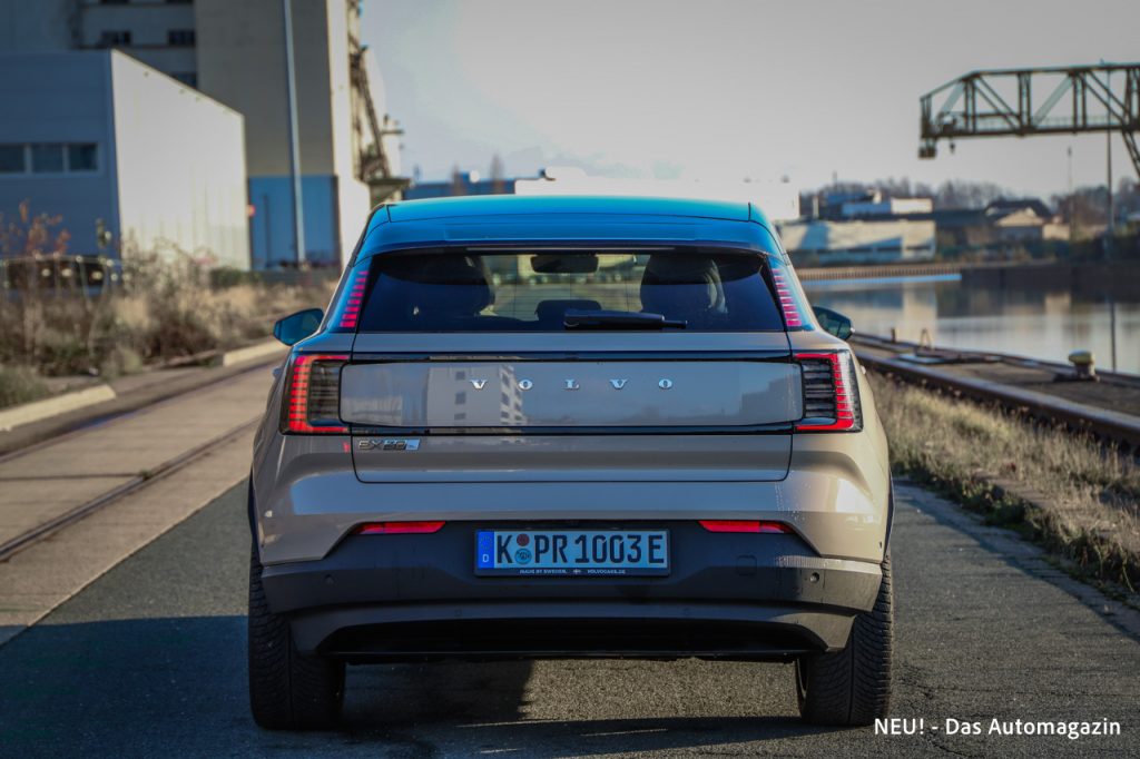 Volvo EX30 2026 Heck