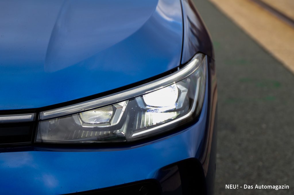 VW Passat eHybrid IQ.Light