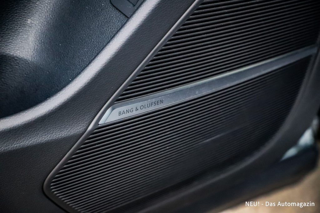 Audi RS Q8 Performance Bang & Olufsen Premium Soundsystem