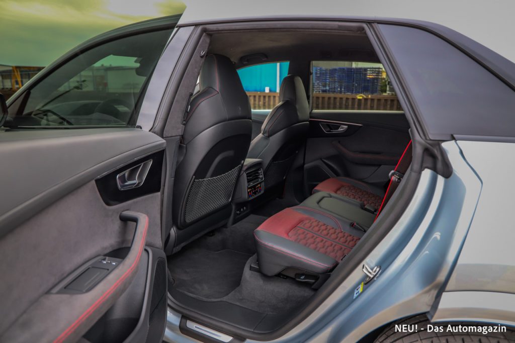 Audi RS Q8 Performance Fond