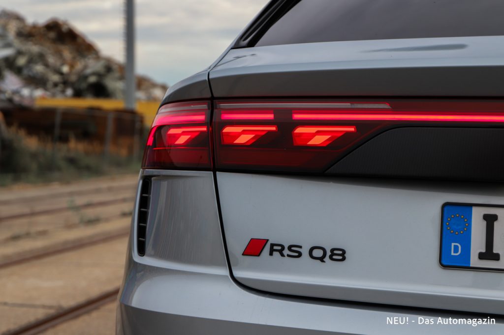 Audi RS Q8 Performance OLED Heckleuchte