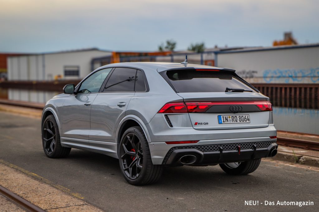 Audi RS Q8 Performance rear