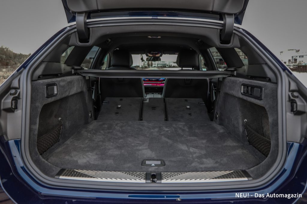 BMW 540d xDrive Touring Laderaum
