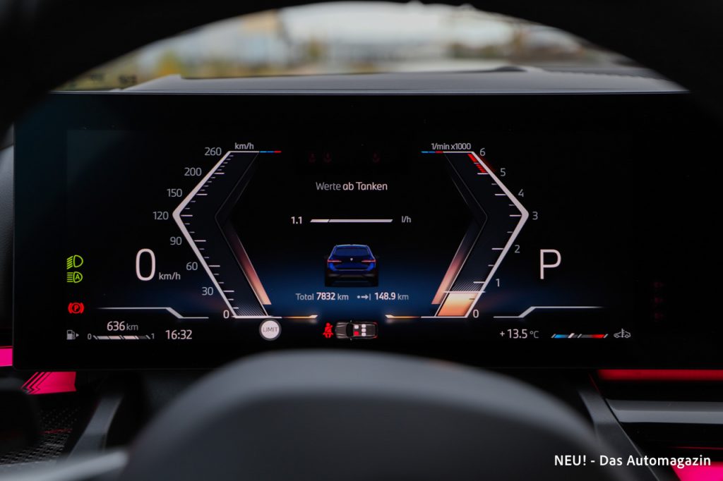 BMW 540d xDrive Touring Cockpit