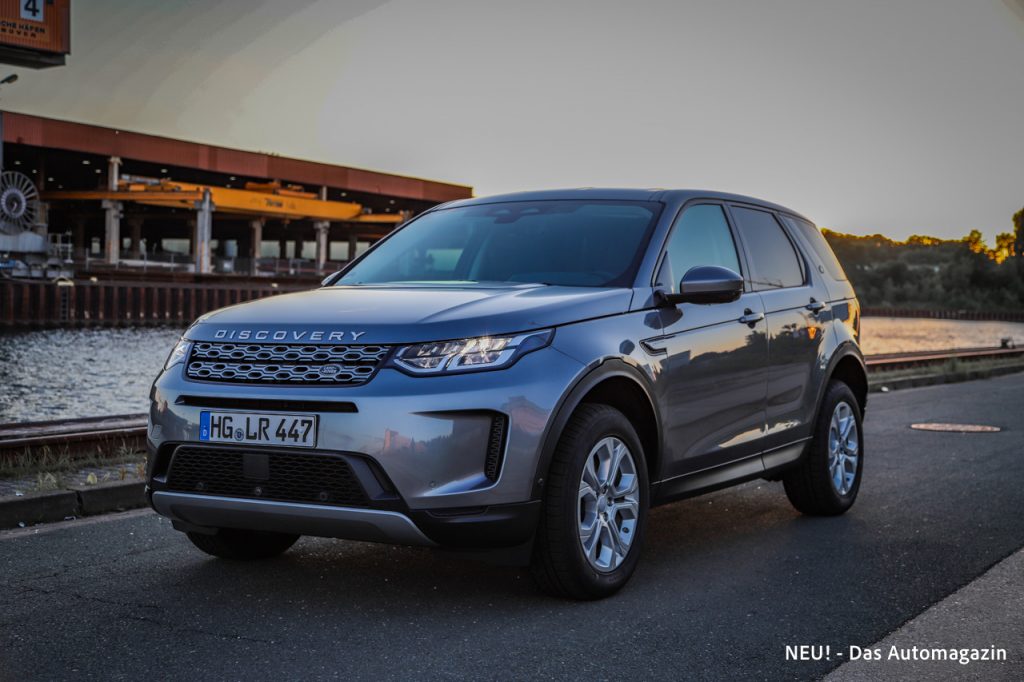 Land Rover Discovery Sport schräg vorne