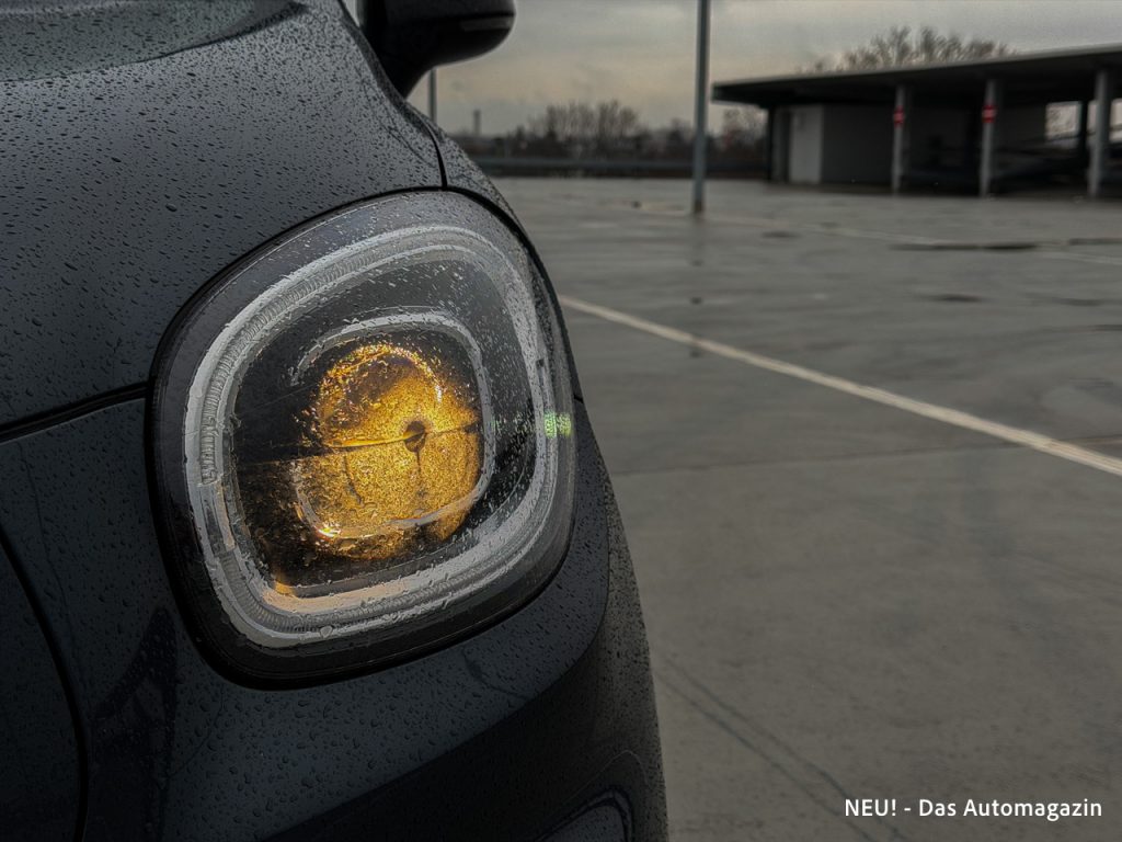 Leapmotor T03 Halogenscheinwerfer