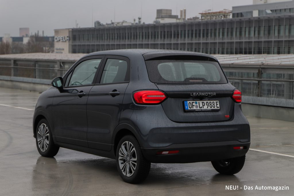 Leapmotor T03 schräg hinten
