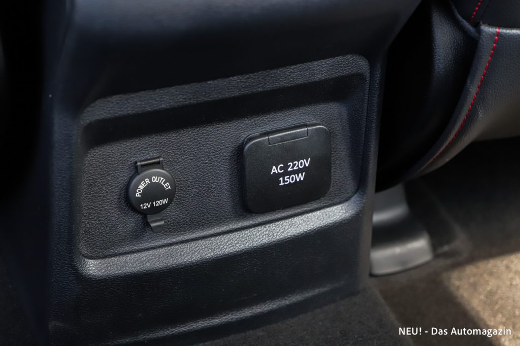 Maxus T90 EV Steckdose