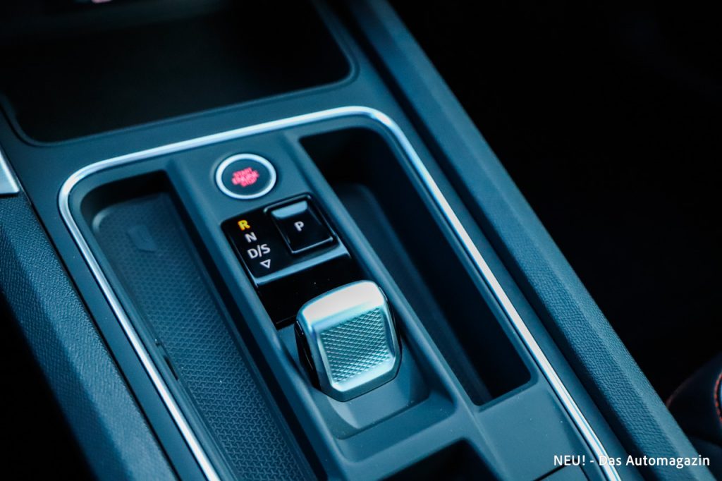 Seat Leon Sportstourer Hybrid DSG Wählhebel