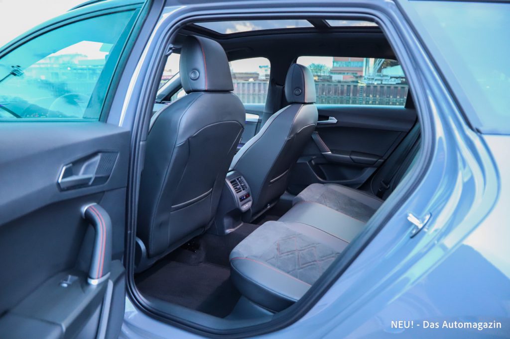 Seat Leon Sportstourer Hybrid Fond