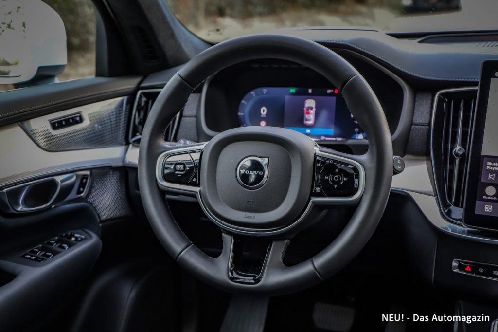 Volvo XC90 B5 Lenkrad