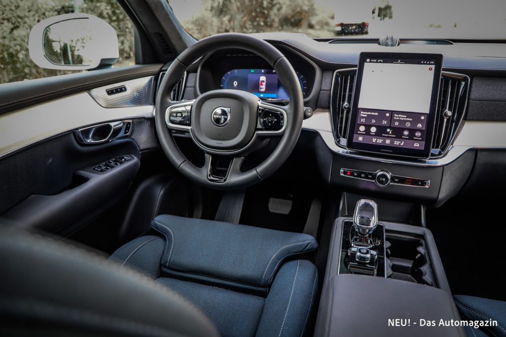 Volvo XC90 B5 Innenraum